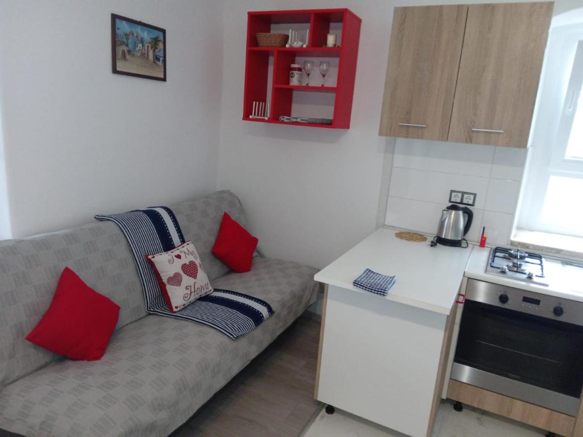Brbinj Kastelanic Apartman מראה חיצוני תמונה