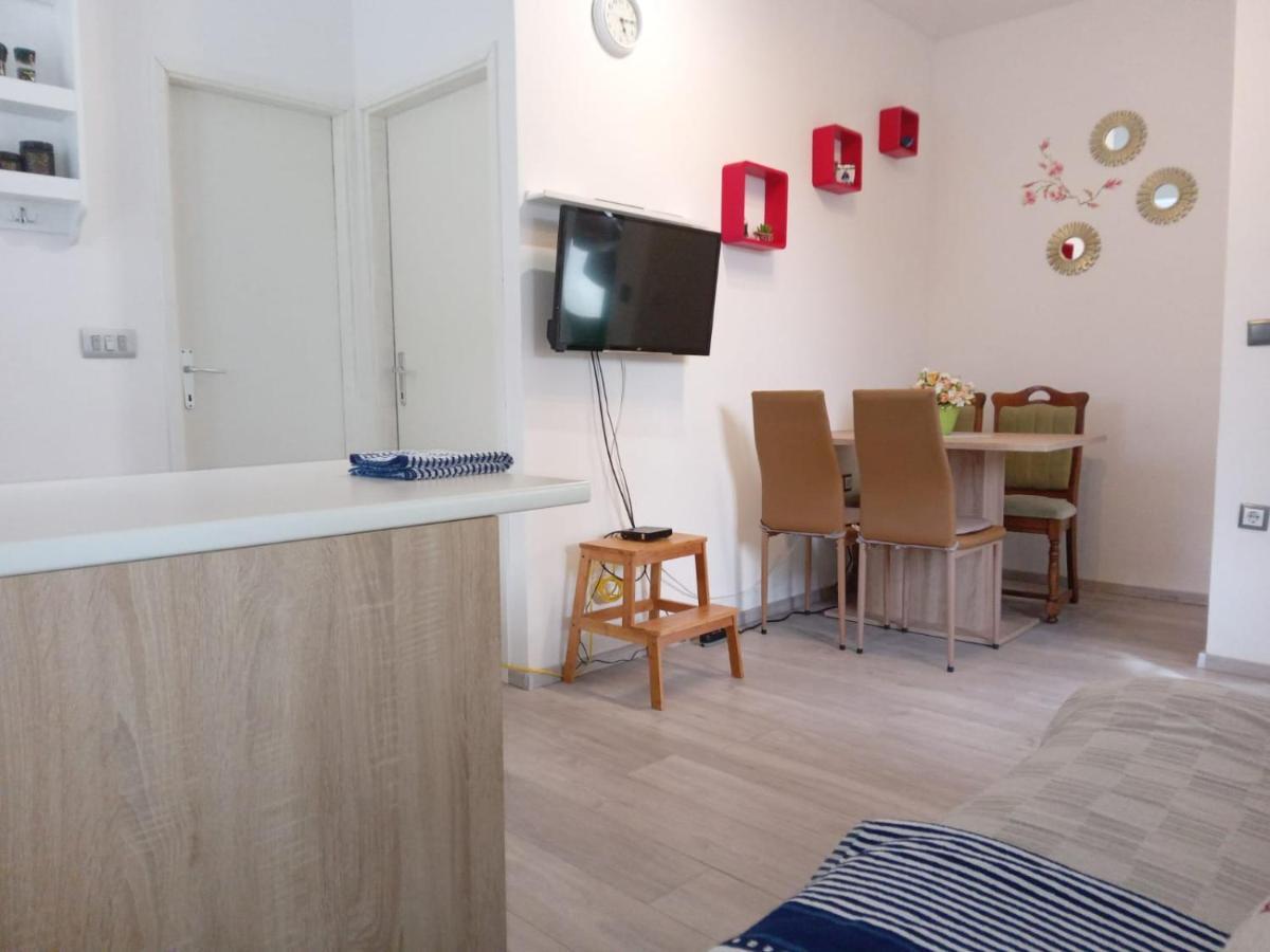 Brbinj Kastelanic Apartman מראה חיצוני תמונה